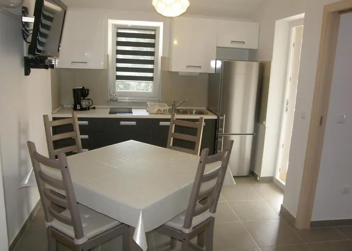 In Mit Eigenem Balkon By Interhome