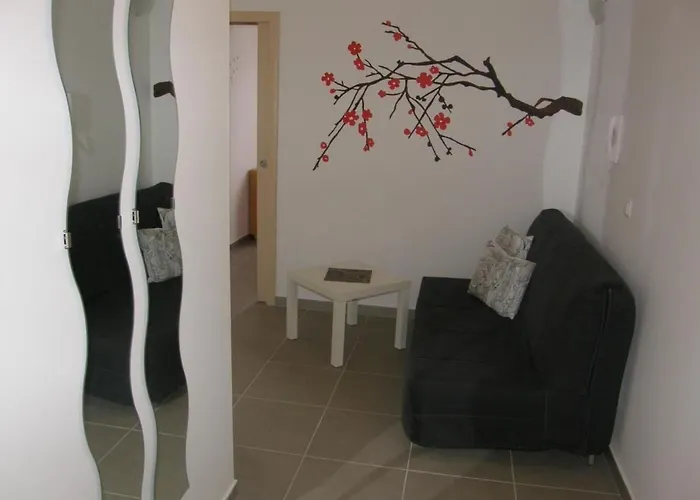 アパート In Mit Eigenem Balkon By Interhome *