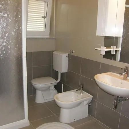 Daire In Mit Eigenem Balkon By Interhome Baška